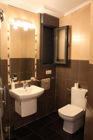 Hostal Valle Del Iregua 알벨다데이레과 객실 사진