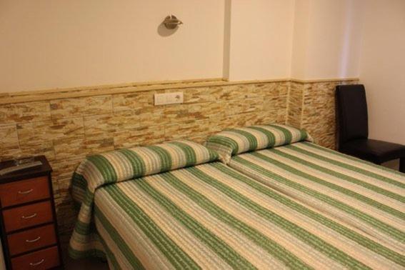 Hostal Valle Del Iregua 알벨다데이레과 외부 사진